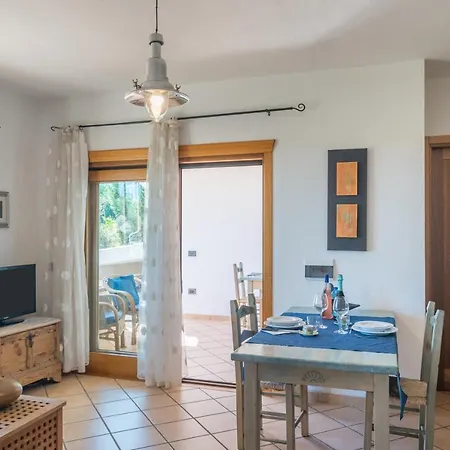 Διαμέρισμα 2 Porto Taverna