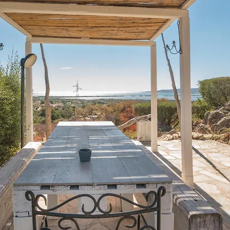 2 Porto Taverna * San Teodoro (Sardinia)