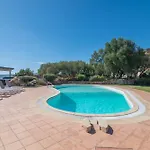2 Porto Taverna * San Teodoro (Sardinia)