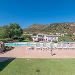 2 Porto Taverna * San Teodoro (Sardinia)